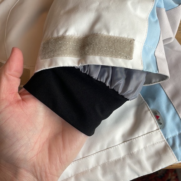 Five Seasons Hytec ski/snowboard jacket. - Picture 11 of 13